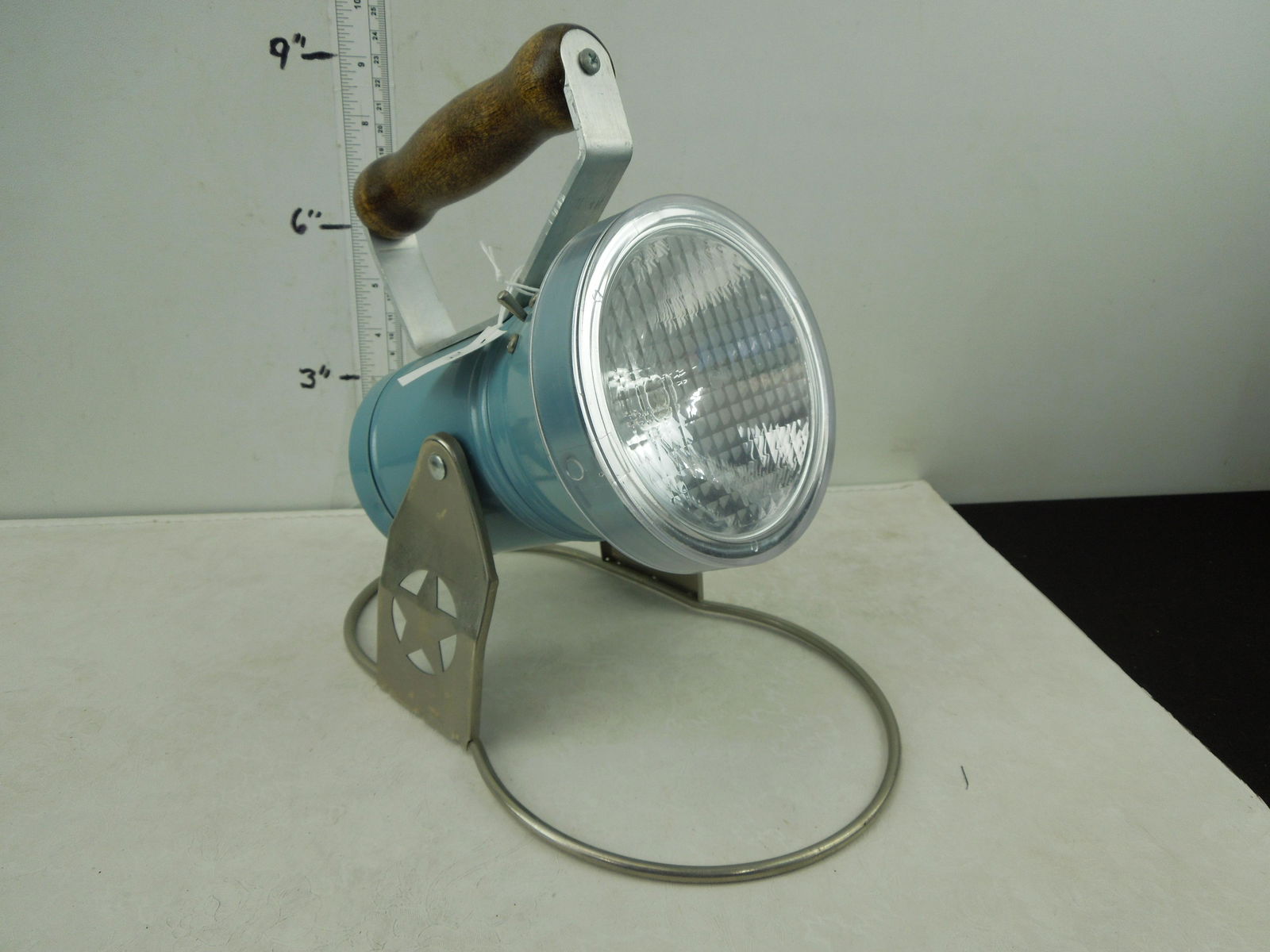 Battery Car Insp Lantern Star Head Light and Lantern Co, Used, in working condition, lamps and (1 of 3)