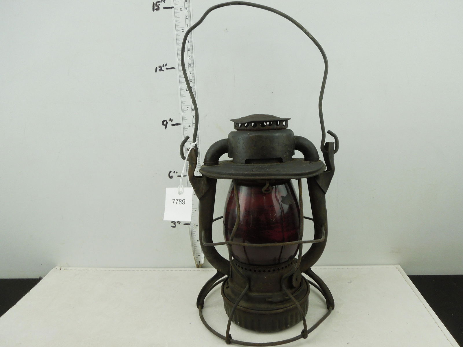 P&LE RR Dietz Vesta Kerosene Lantern (1 of 4)