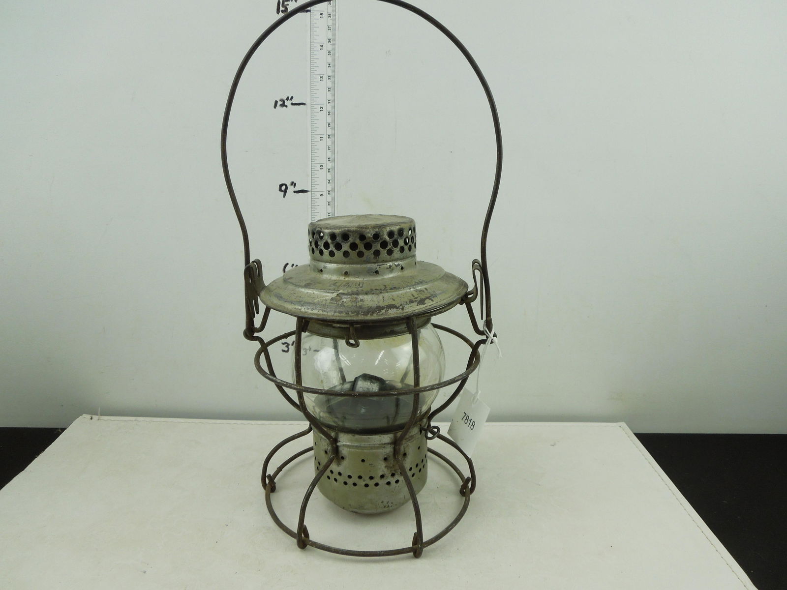 L&N Handlan Kerosene Lantern (1 of 5)