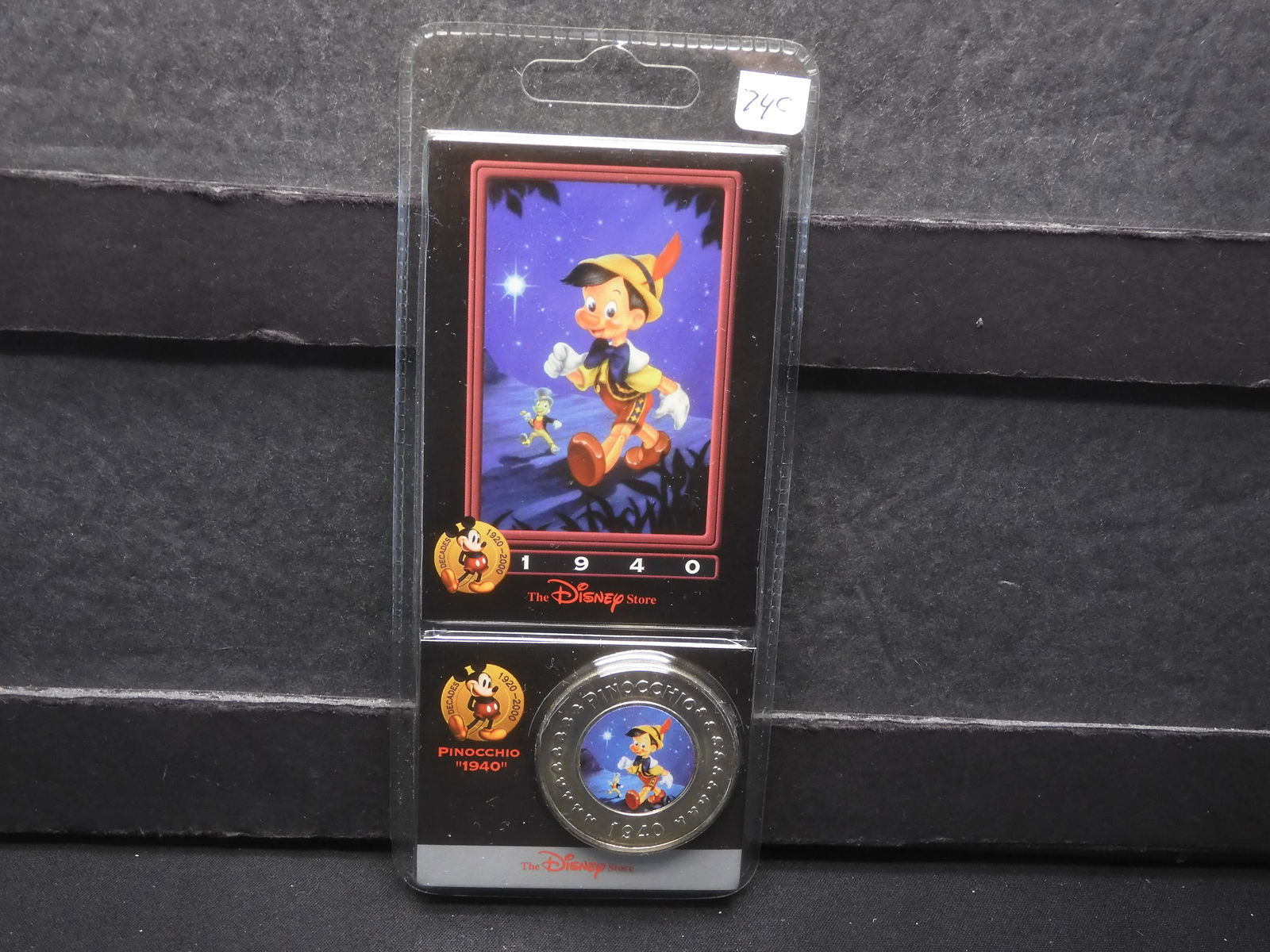 Disney's-Pinocchio-1940-harder to find, brand new in plastic case! (1 of 4)