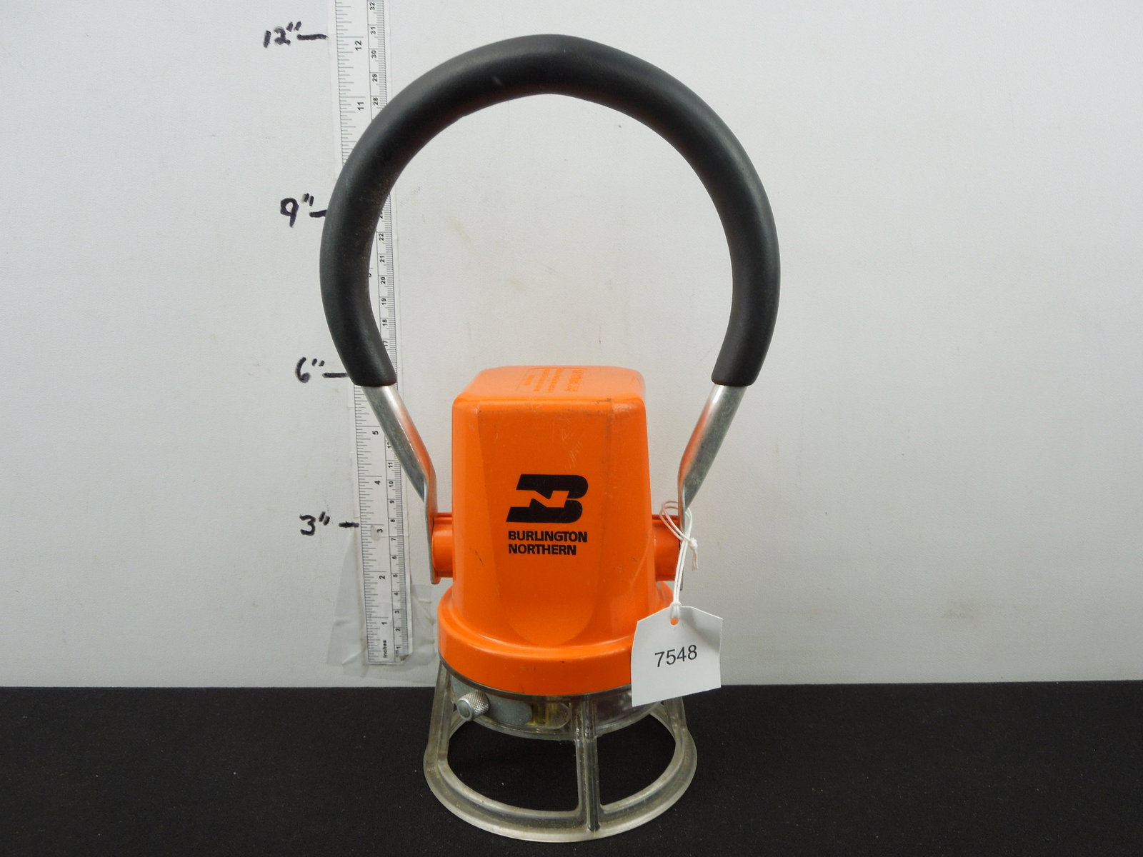 Burlington Northern Starlite 222 Battery Lantern, Orange Body: Burlington Northern Starlite 222 Battery Lantern, Orange Body