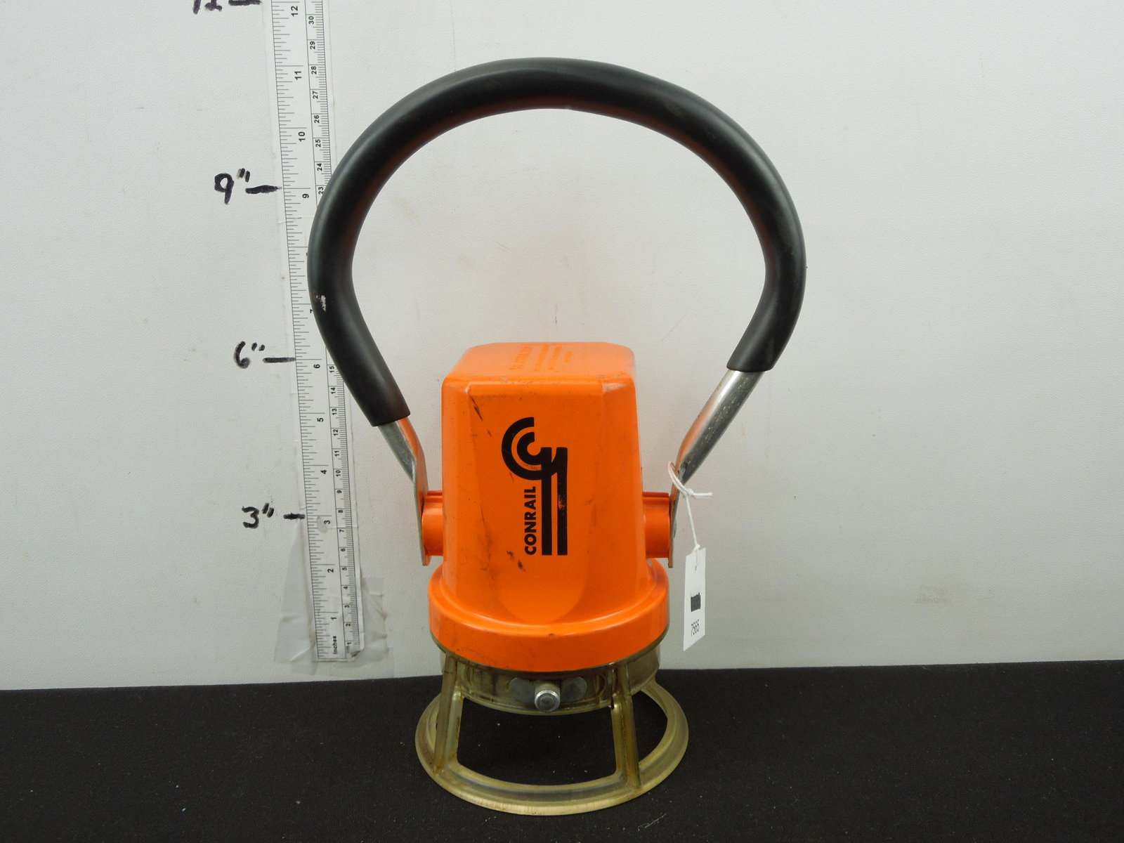 Conrail Starlite 222 Battery Lantern, Orange Body: Conrail Starlite 222 Battery Lantern, Orange Body