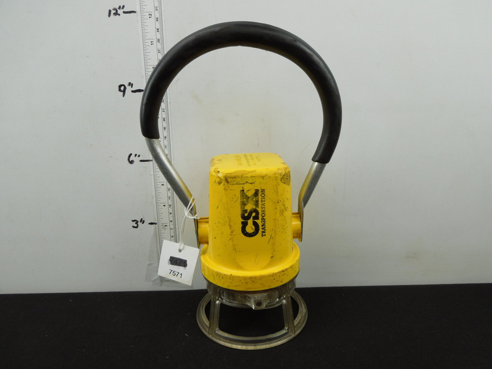 CSX Starlite 292 Battery Lantern, Yellow Body: CSX Starlite 292 Battery Lantern, Yellow Body