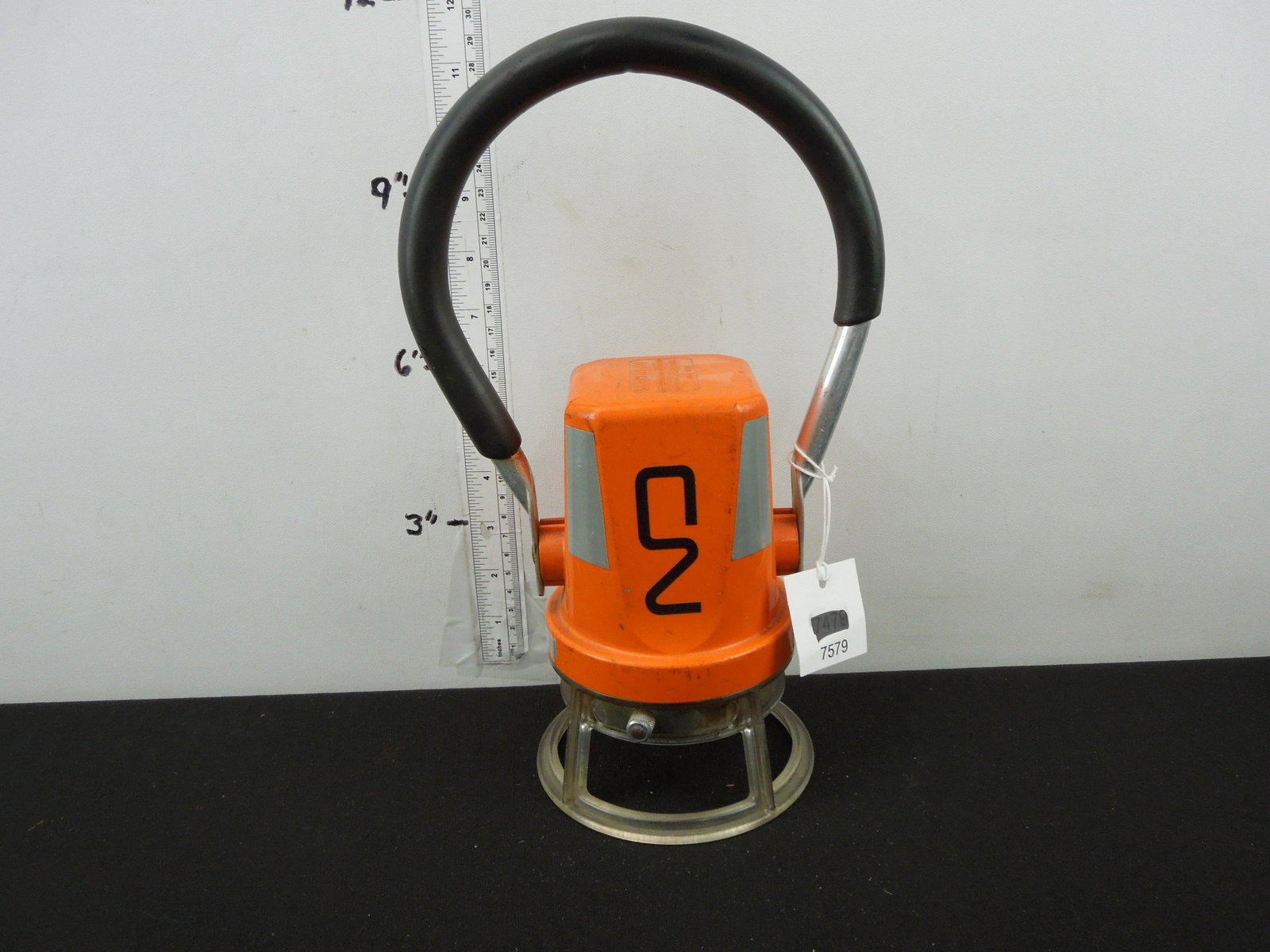 CN Starlite 222 Battery Lantern, Orange Body: CN Starlite 222 Battery Lantern, Orange Body