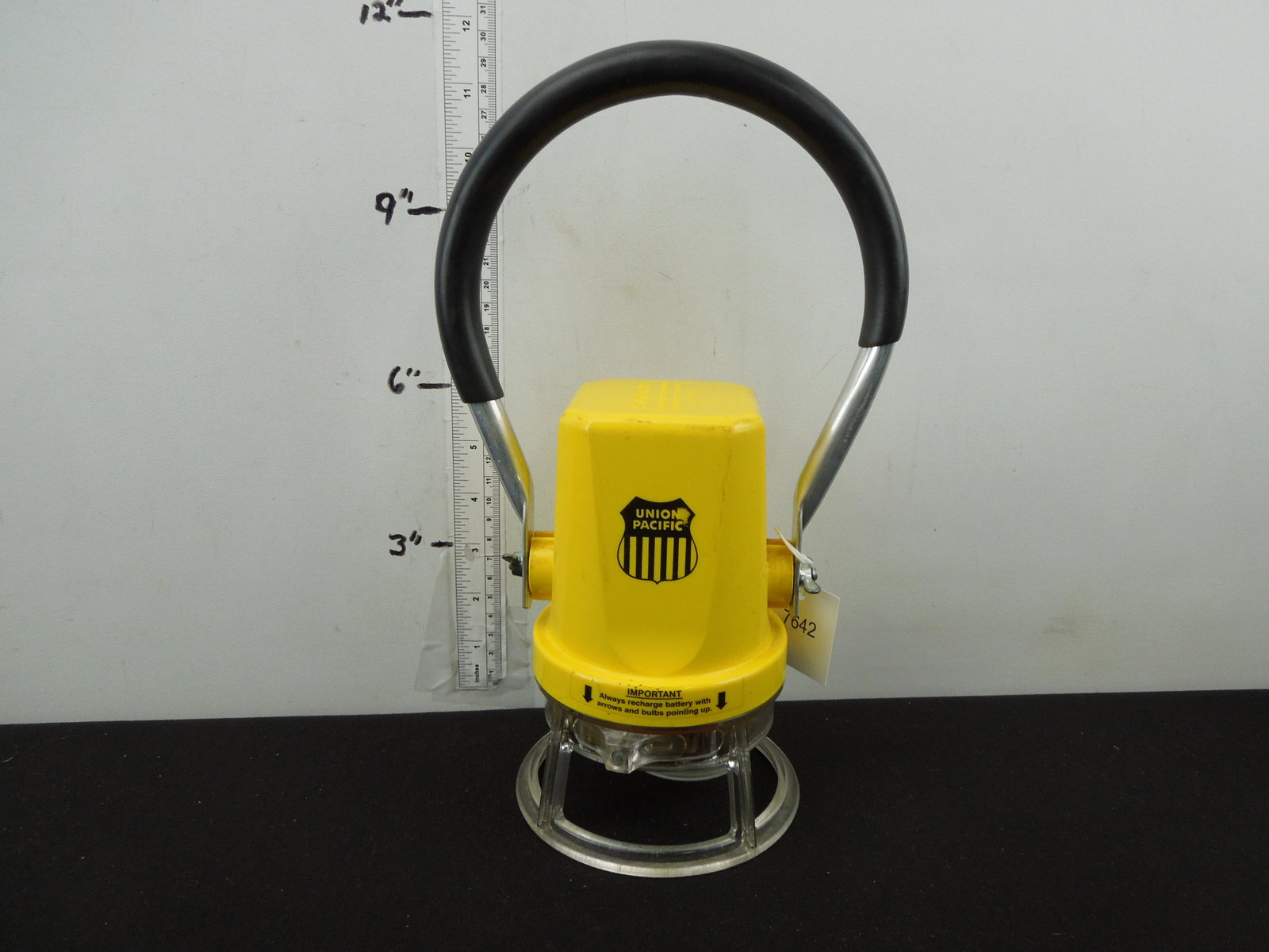 Union Pacific Starlite 292 Battery Lantern, Yellow Body: Union Pacific Starlite 292 Battery Lantern, Yellow Body