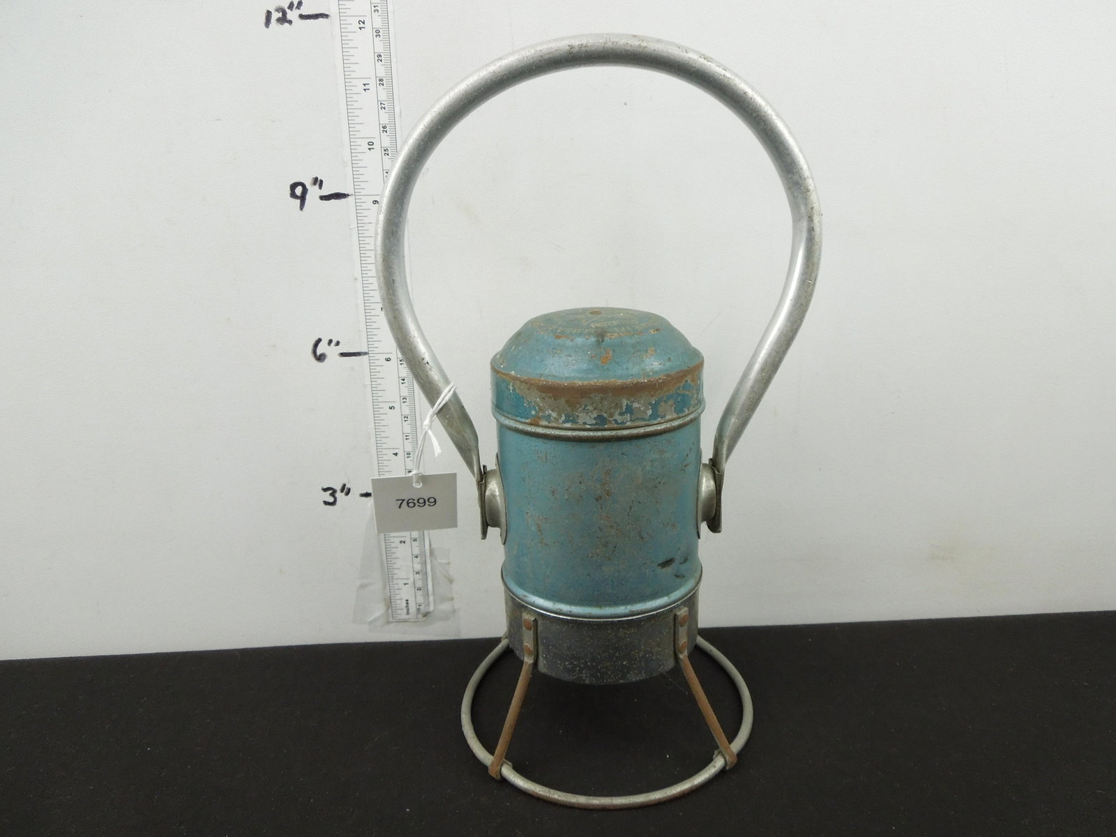 Battery Lantern Star Headlight and Lantern Co: Battery Lantern Star Headlight and Lantern Co