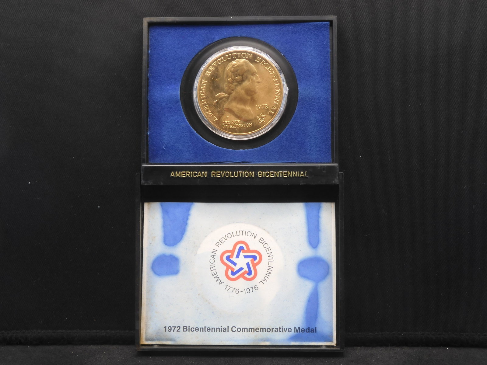 American Revolution Bicentennial Medal w/ COA - George Washington: American Revolution Bicentennial Medal w/ COA - George Washington