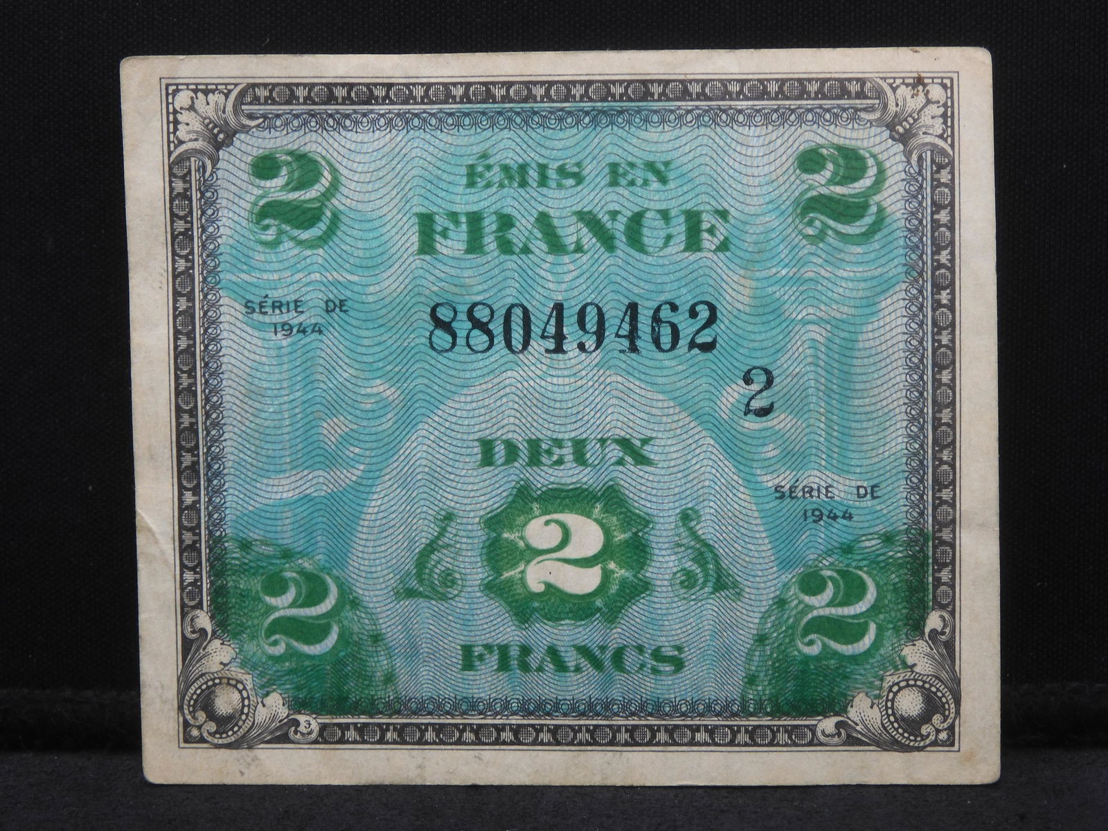 World Currency Note - Series 1944 France  2 Francs - Nice Condition (1 of 3)