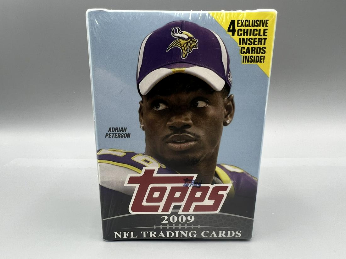 2009 Topps Football Unopened 55 Card Mini Box - Possible Matthew Stafford RC, LeSean McCoy RC, Percy (1 of 2)