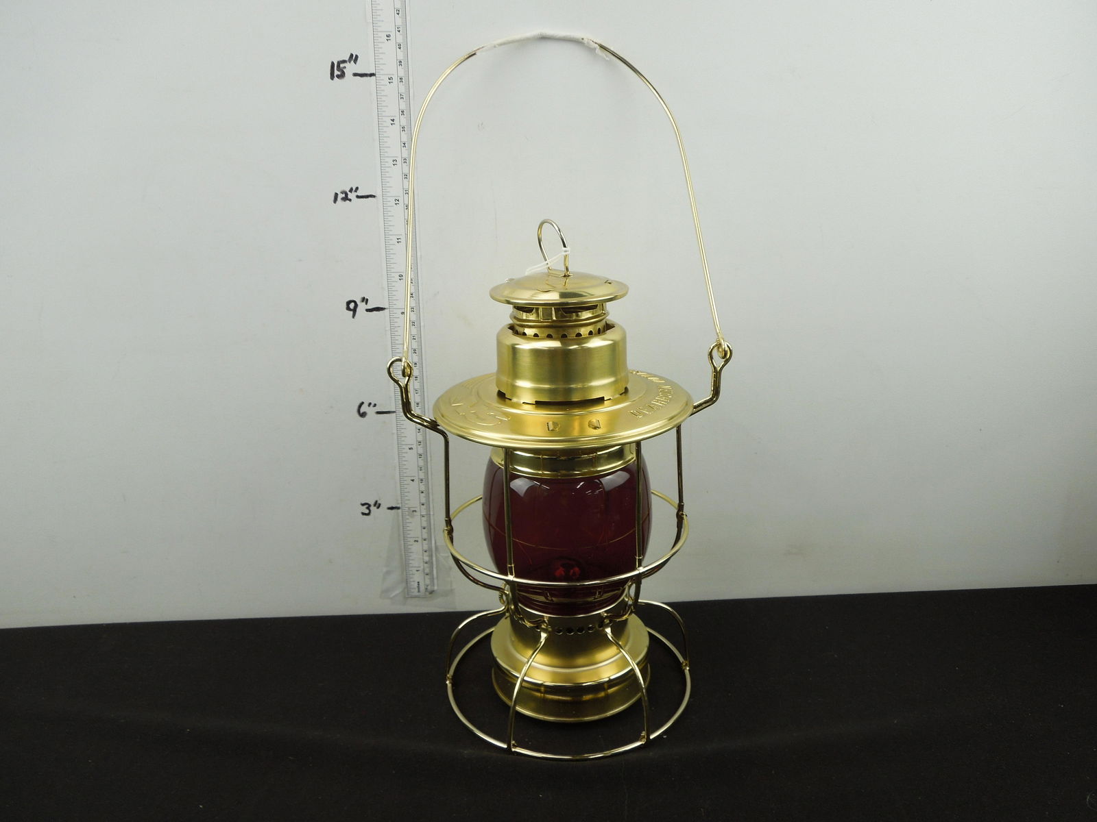 Norfolk Southern, Lake Division Brass Lantern Red Globe