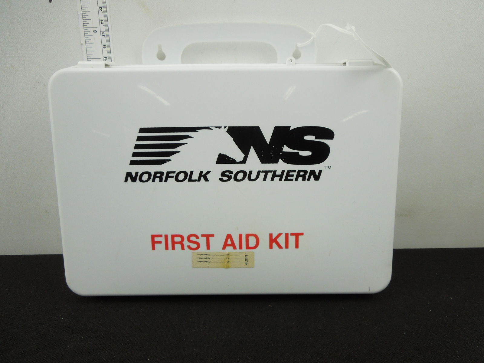 Norfolk Southern First Aid Kit Plastic Box: Norfolk Southern First Aid Kit Plastic Box