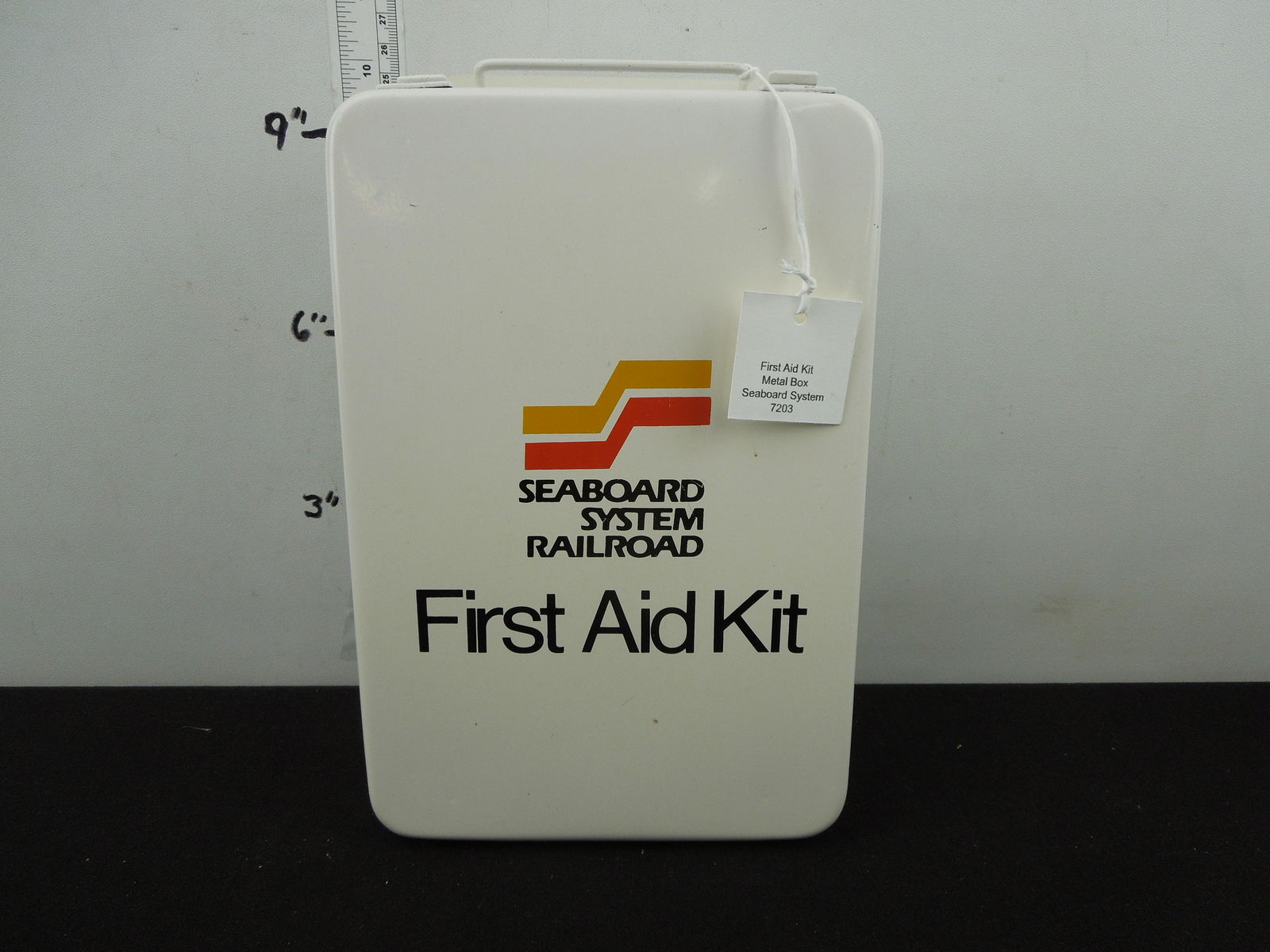 Seaboard System First Aid Kit Metal Box (1 of 6)