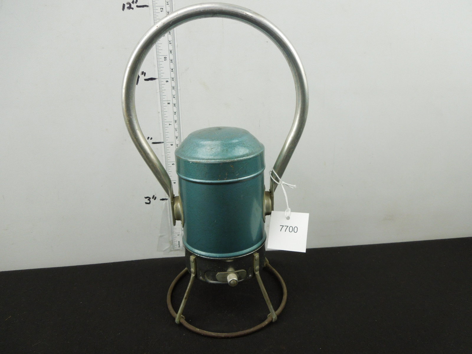 Battery Lantern Star Headlight and Lantern Co: Battery Lantern Star Headlight and Lantern Co