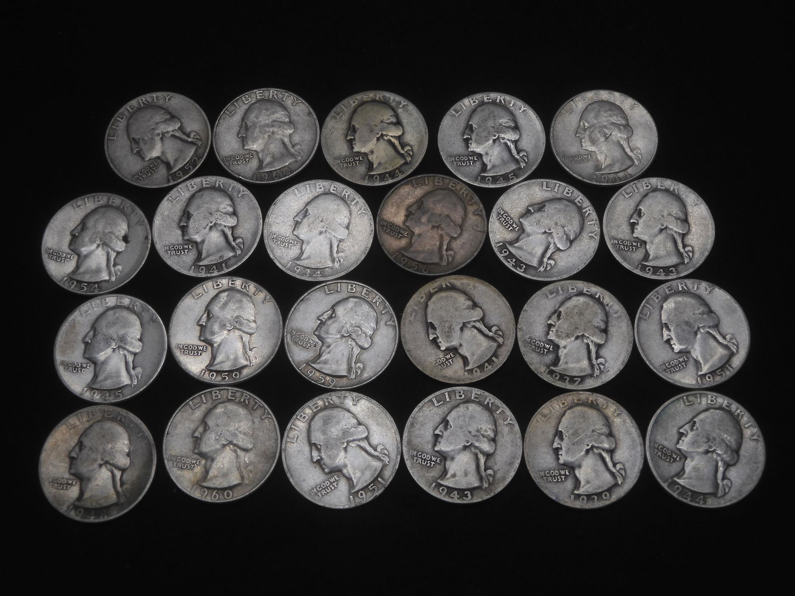 23- Silver Washington Quarters (mixed dates) (1 of 6)