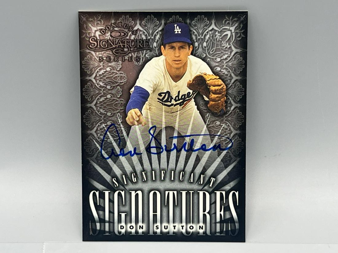 1998 Donruss Signature Series Don Sutton On Card Auto #1487/2000 (1 of 2)