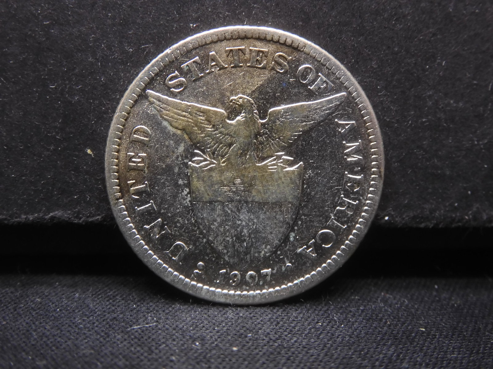 Philippines 1907-S 50 Centavos .900 Silver (1 of 2)