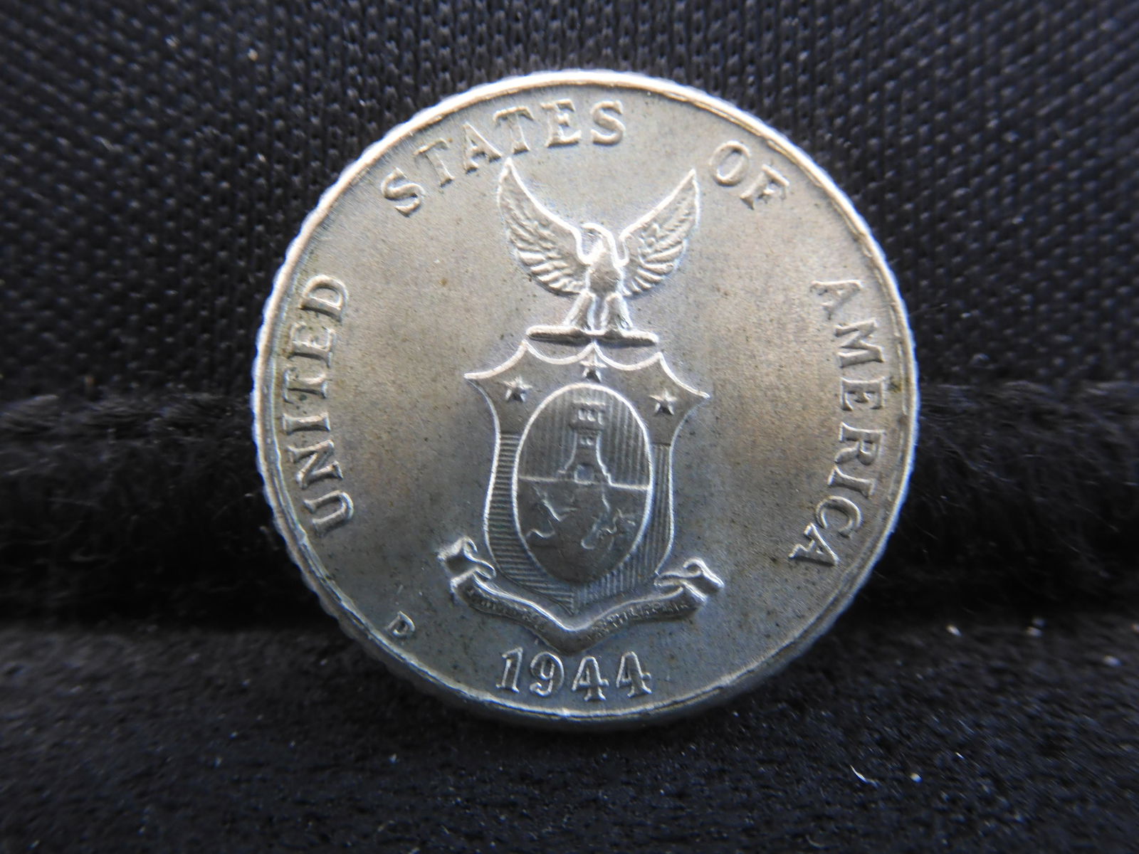 1944-D Uncirculated Philippines 10 Centavos 75% Silver Coin.  Woman With Anvil & Hammer.  Coin (1 of 2)