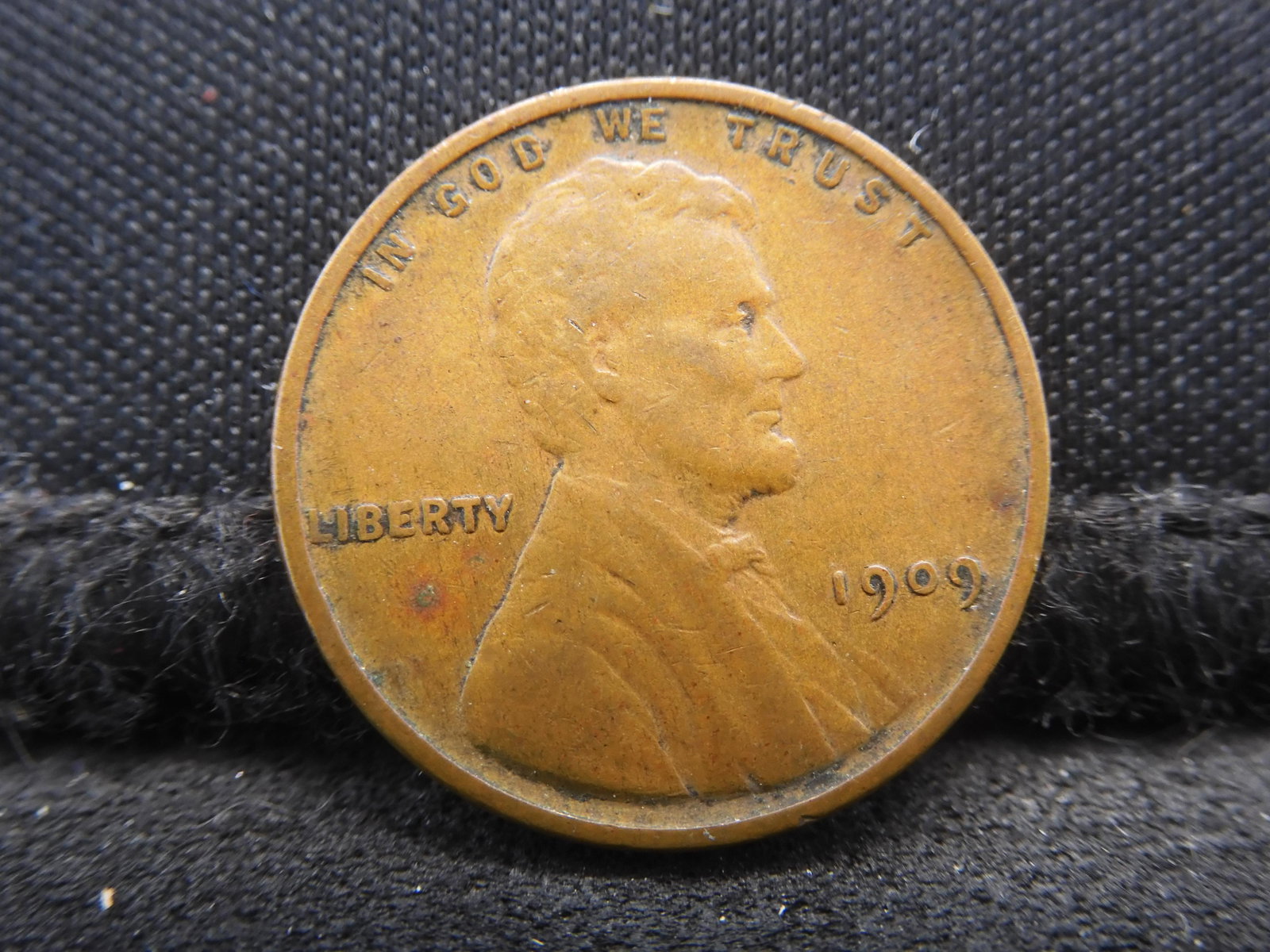 1909-VDB Lincoln Wheat Cent (1 of 2)