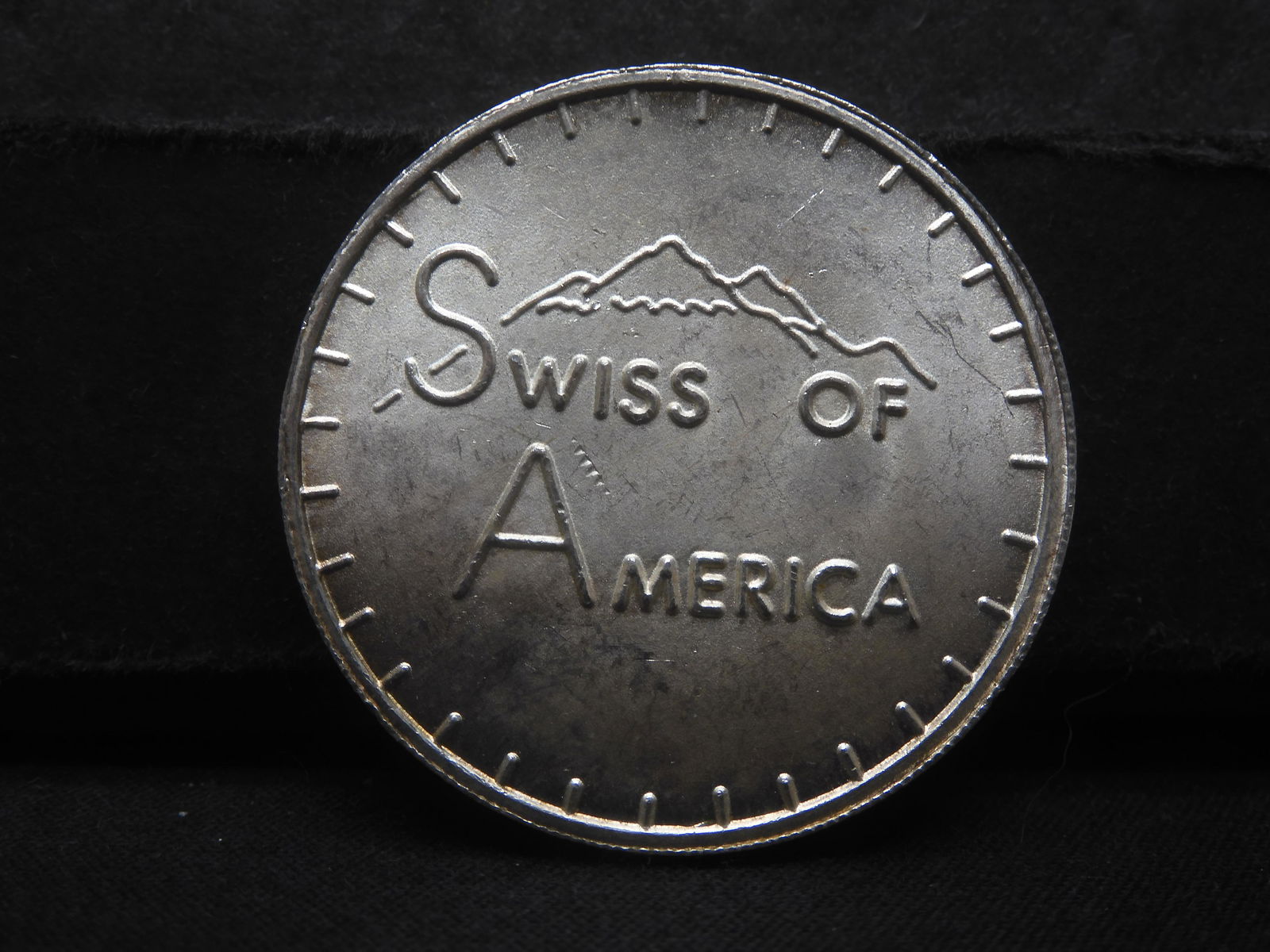 Swiss of America 1oz .999 Silver Round (1 of 2)