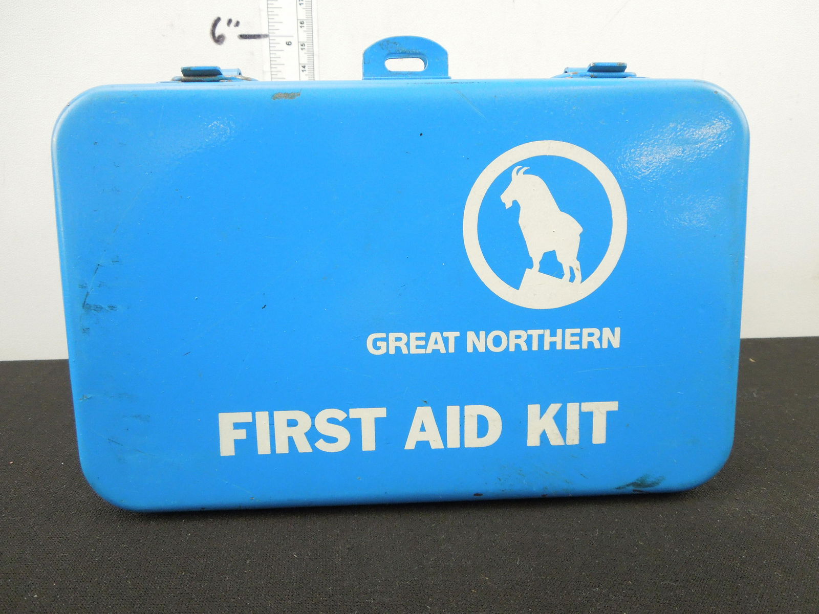 Great Northern First Aid Kit Metal Box (1 of 5)
