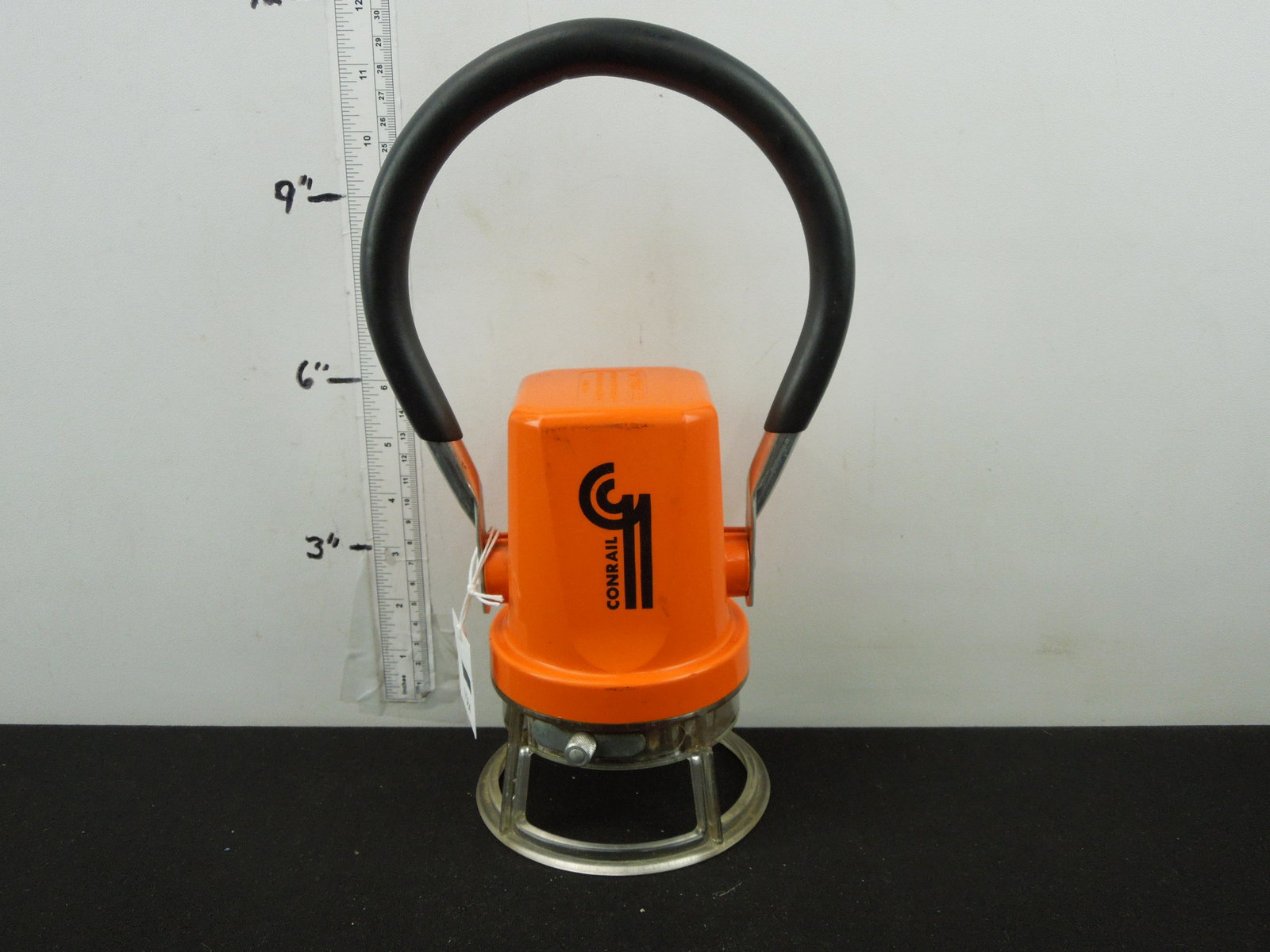Conrail Starlite 222 Battery Lantern, Orange Body: Conrail Starlite 222 Battery Lantern, Orange Body