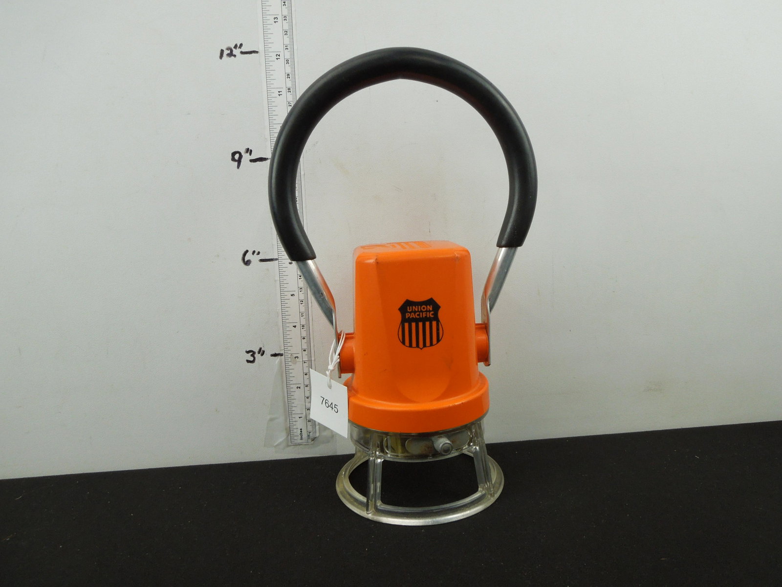 Union Pacific Starlite 222 Battery Lantern, Orange Body, Used: Union Pacific Starlite 222 Battery Lantern, Orange Body, Used