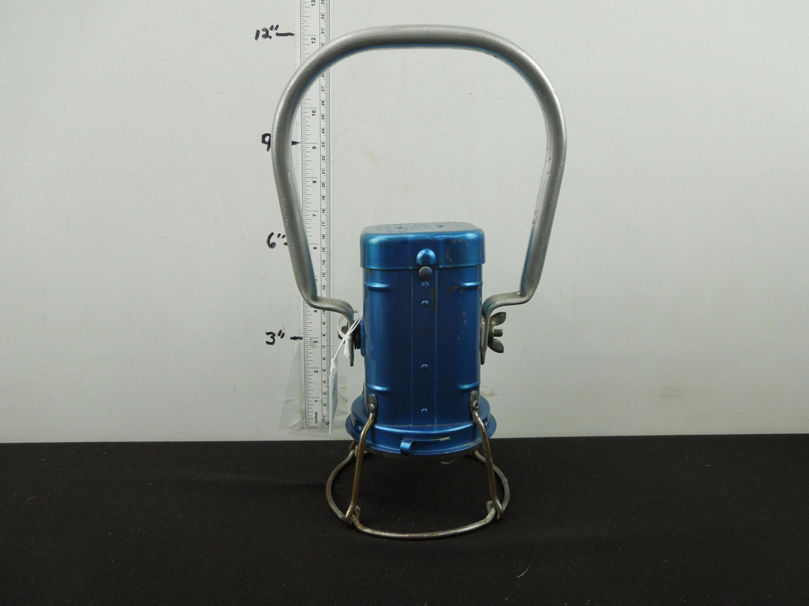Battery Lantern Justrite#2140: Battery Lantern Justrite#2140