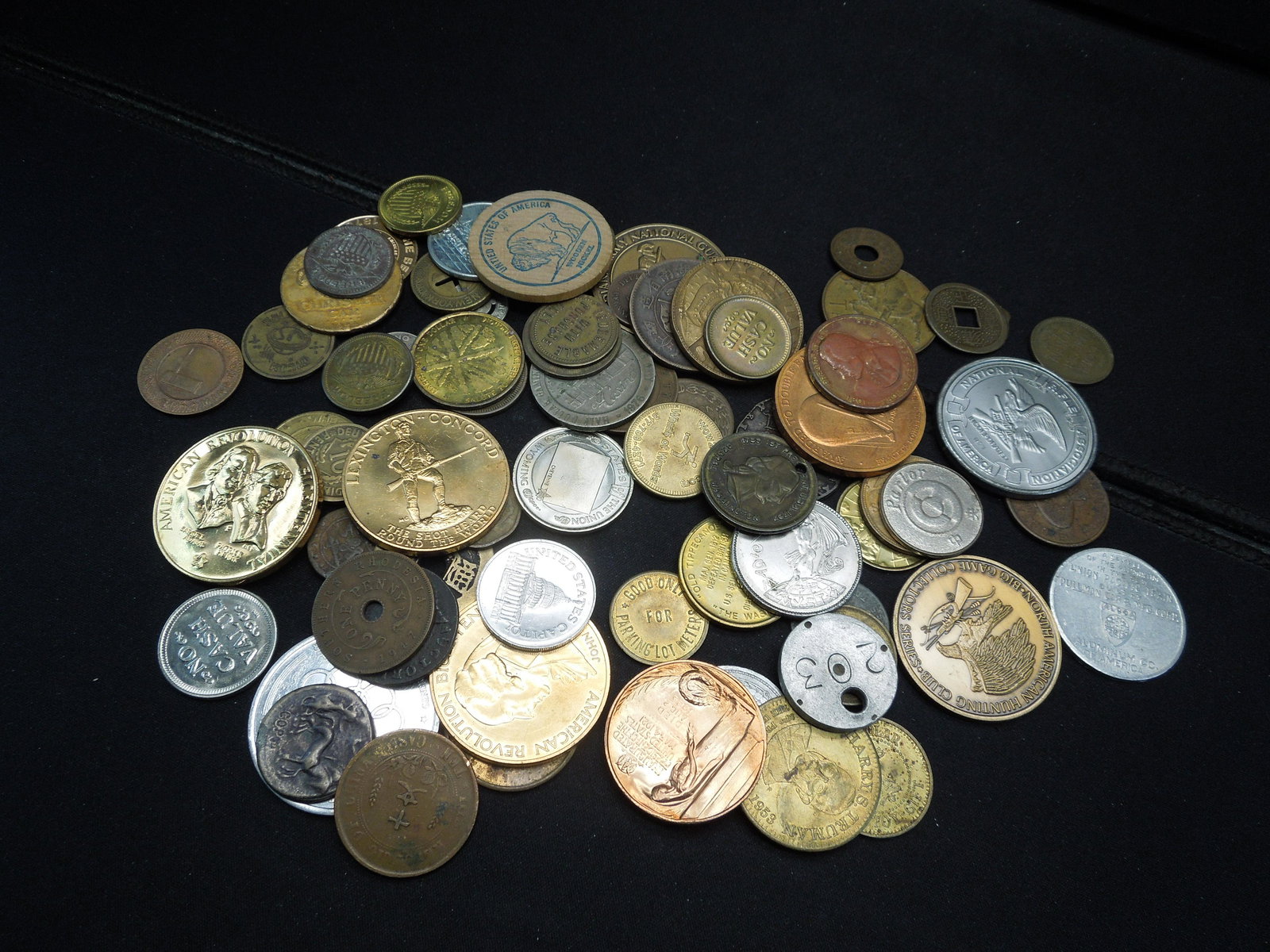 1.2 Pounds Mixed Tokens/Medals. (1 of 5)