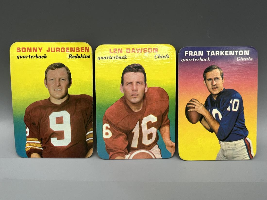 Lot of (3) 1971 Topps Glossy Football Sonny Jurgenson #20, Len Dawson #27, & Fran Tarkenton #15 (1 of 2)