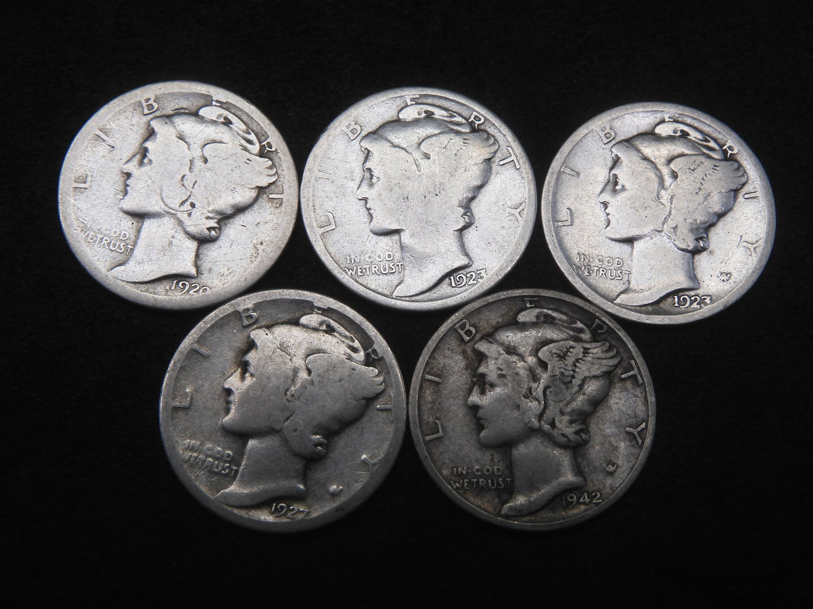 5 Mixed Date Mercury Dimes (1 of 2)