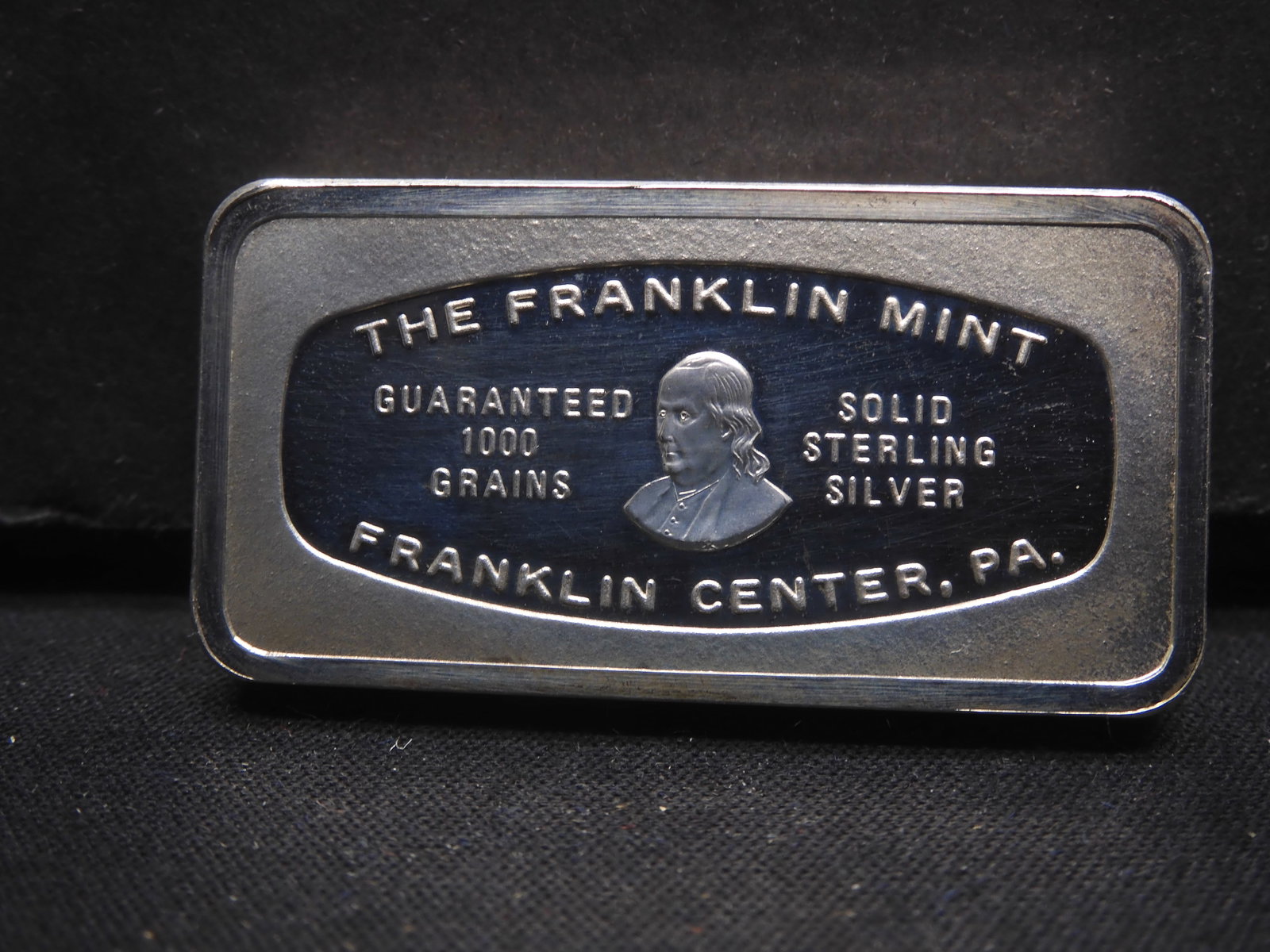 1972 Franklin Mint The United States National Bank of Omaha NE Sterling Silver Bar 1000 Grains: 1972 Franklin Mint The United States National Bank of Omaha NE Sterling Silver Bar 1000 Grains