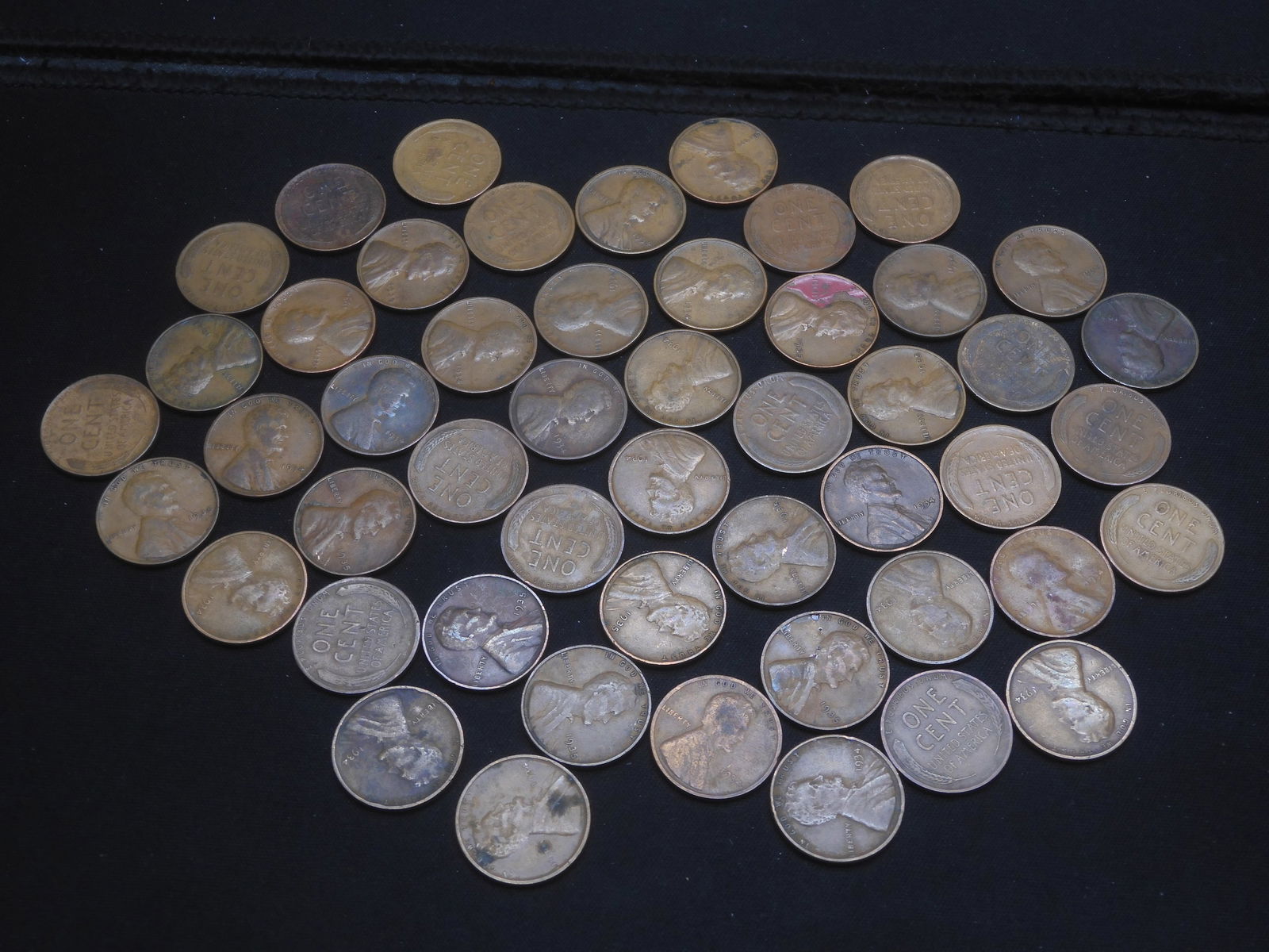 (50) Mixed Date Lincoln Wheat Cents  1934, 1935 (1 of 5)