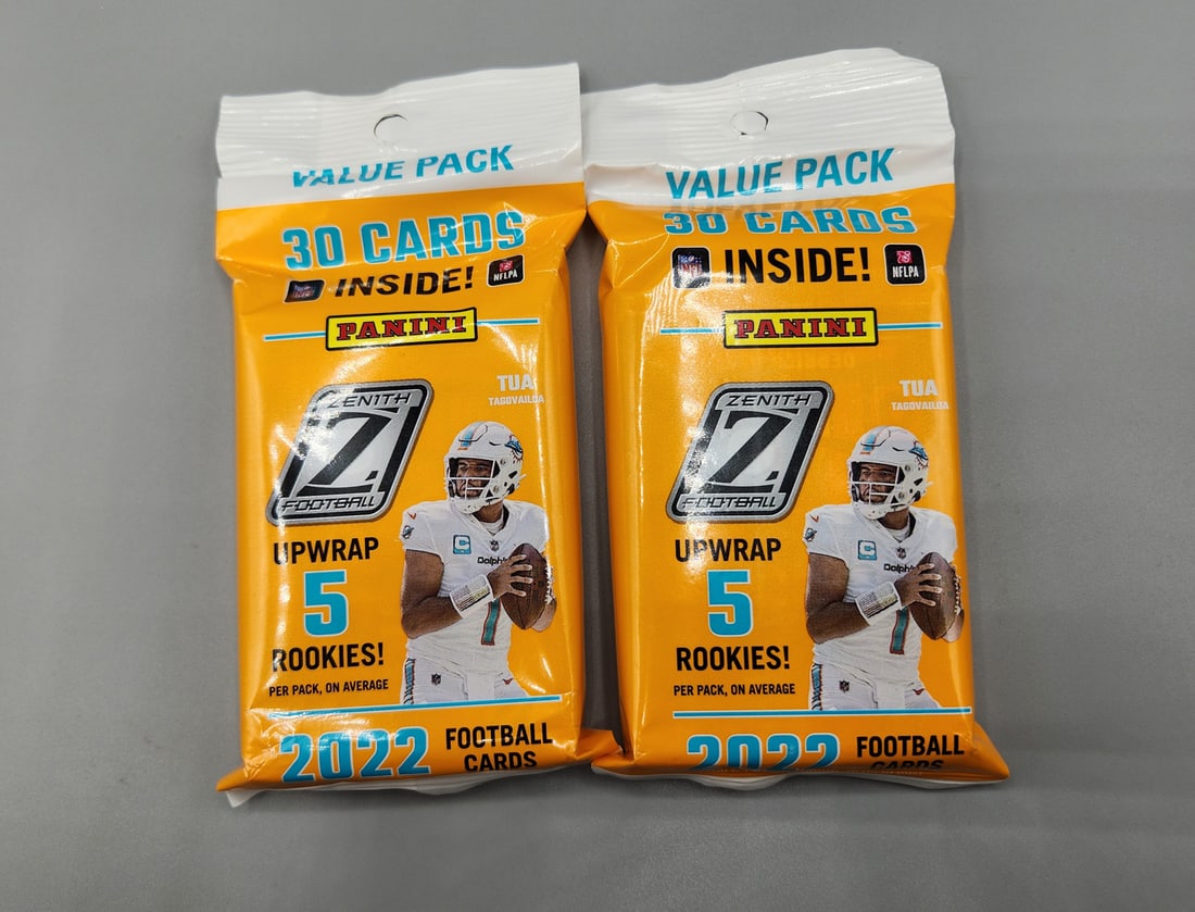 (2) 2022 Panini Zenith Football Value Packs - 60 Cards Total: (2) 2022 Panini Zenith Football Value Packs - 60 Cards Total