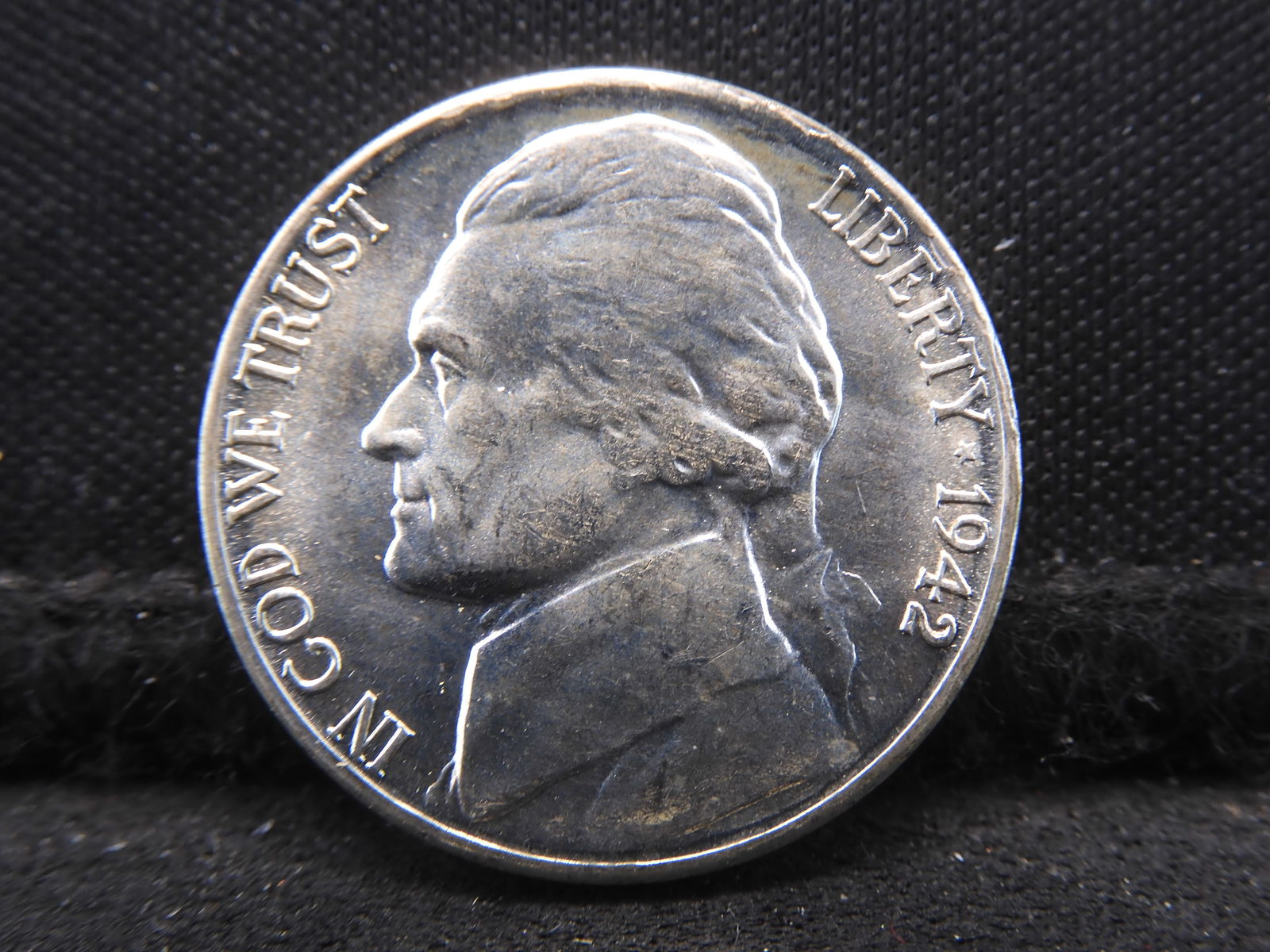 1942-S Brilliant Uncirculated Silver Jefferson War Nickel. (1 of 2)