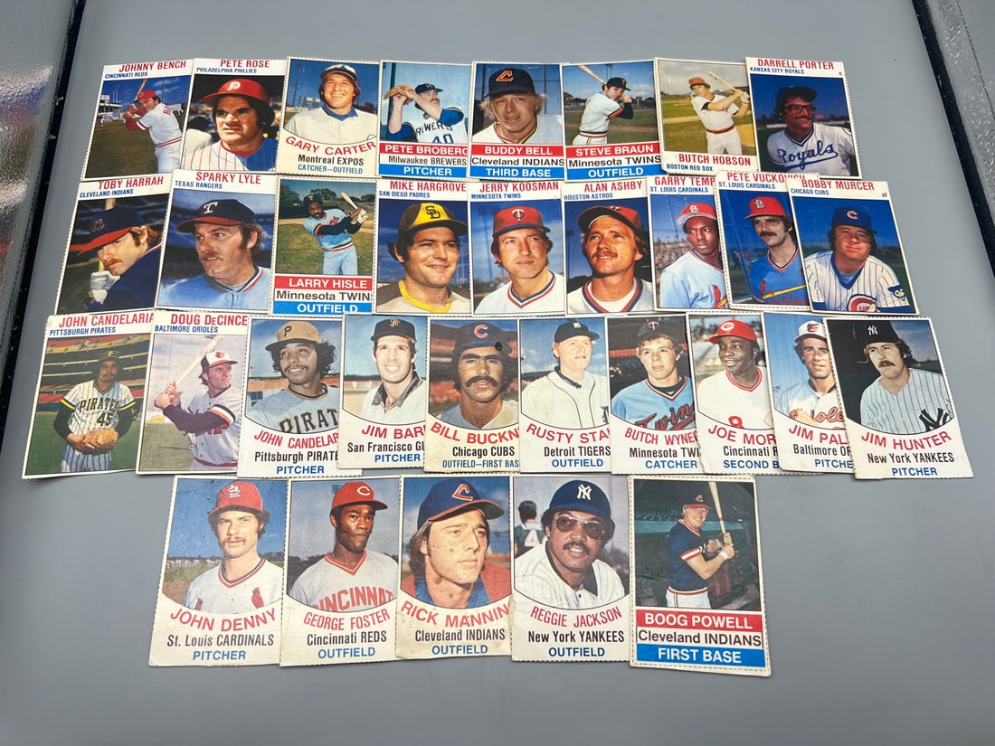 1976-79 Hostess Baseball Cards Lot of 32 w/ Johnny Bench, Pete Rose, & Gary Carter (1 of 5)