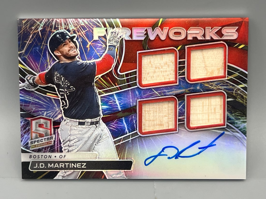 2022 Panini Spectra J.D. Martinez Bat Auto Card /15 (1 of 2)