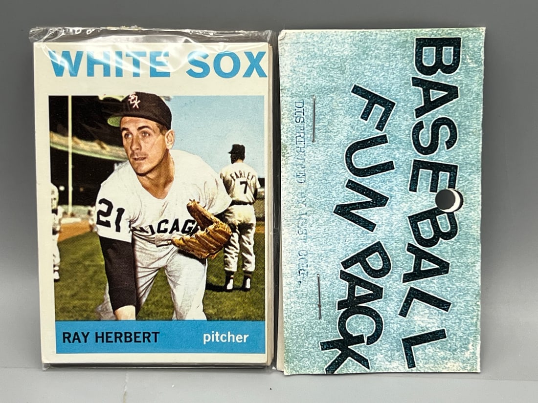 1964 Topps Baseball Unopened West Corp. Cello Fun Pack (1 of 2)