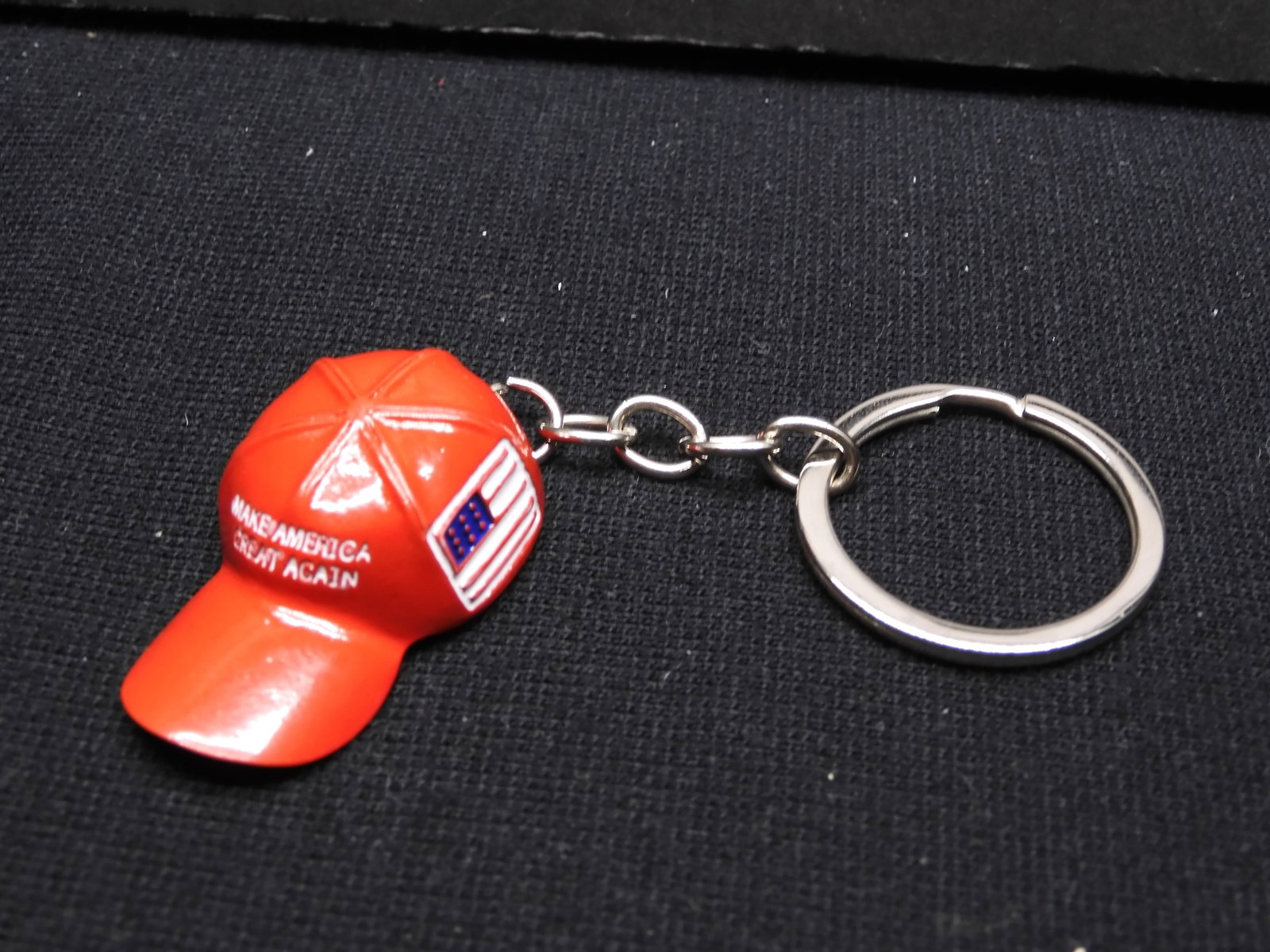 DONALD J TRUMP "MAGA KING" Key Chain: DONALD J TRUMP "MAGA KING" Key Chain