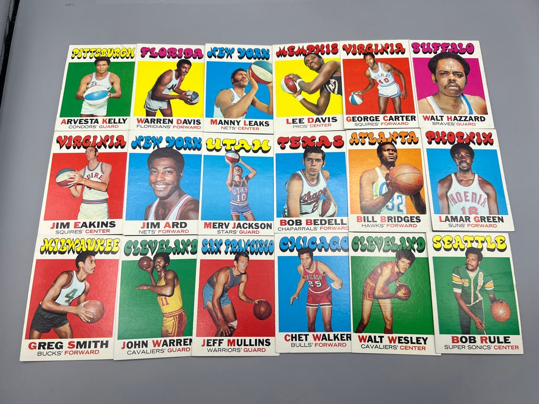 Lot of (18) 1972-73 Topps Basketball Cards - Varying Conditions (1 of 2)