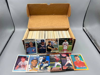 500 Count Box of Assorted Baseball Rookie Cards W/ Some Stars - Varying Conditions: 500 Count Box of Assorted Baseball Rookie Cards W/ Some Stars - Varying Conditions