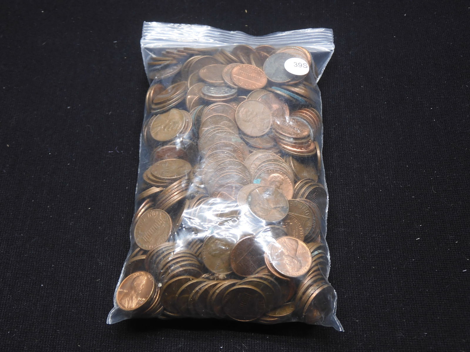 (500) Lincoln Memorial Cents   Mixed dates (1 of 4)