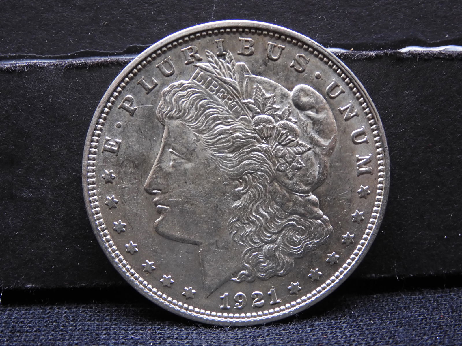 1921-D Morgan Dollar, UNC. CH BU, Lustrous (1 of 2)