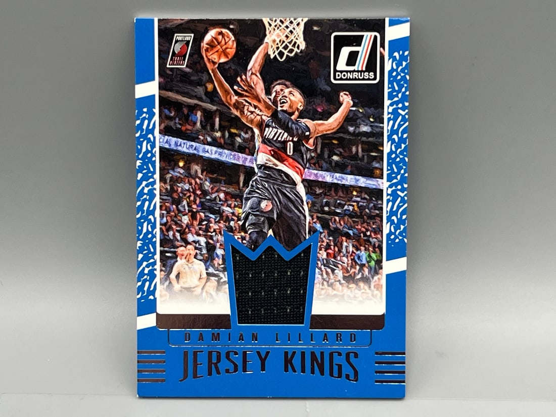 2016-17 Donruss Damian Lillard Game Worn Jersey Card (1 of 2)