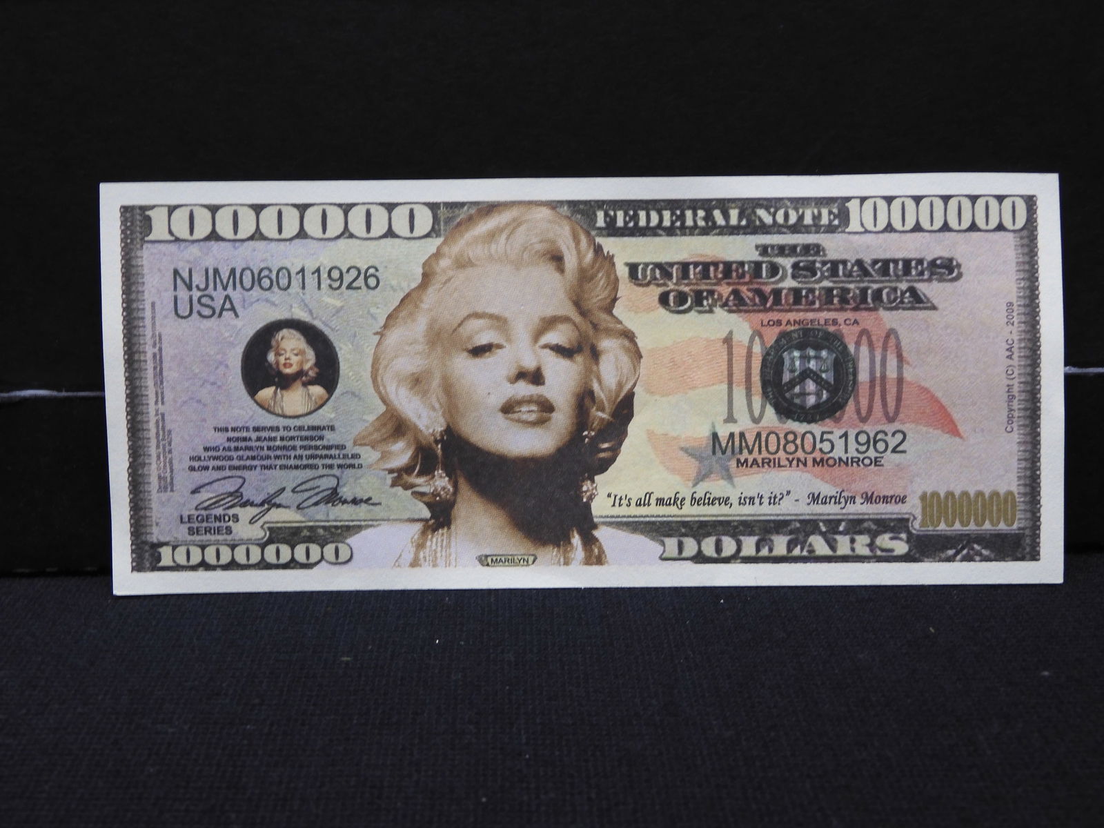 Marilyn Monroe One Million Dollar Novelty Note (1 of 3)