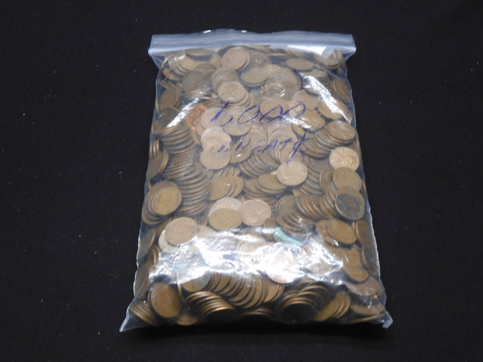 HUGE Collection of 1,000 Lincoln Wheat Cents: HUGE Collection of 1,000 Lincoln Wheat Cents
