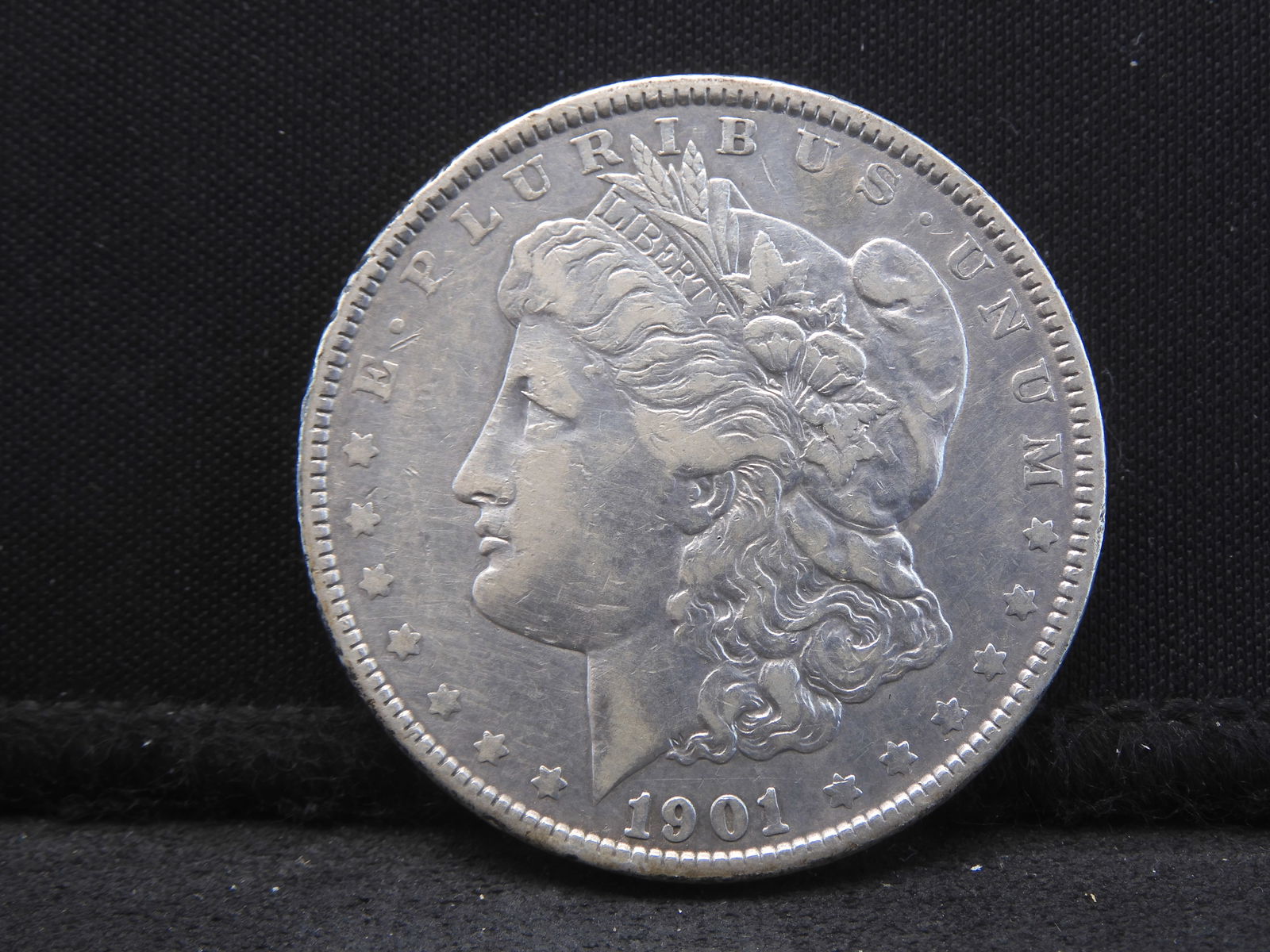 1901-P Morgan Silver Dollar - Nice Type Coin! (1 of 2)