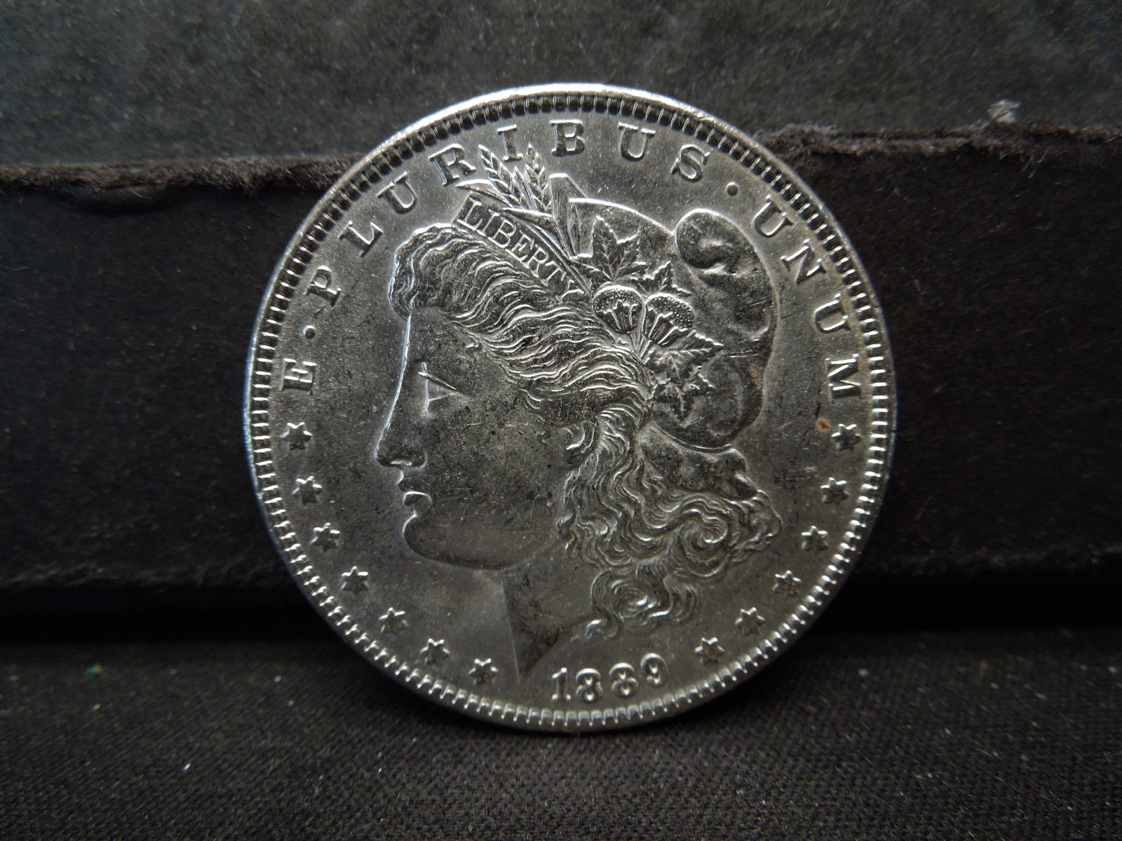 1889 Morgan Silver Dollar  BU MS++ (1 of 2)
