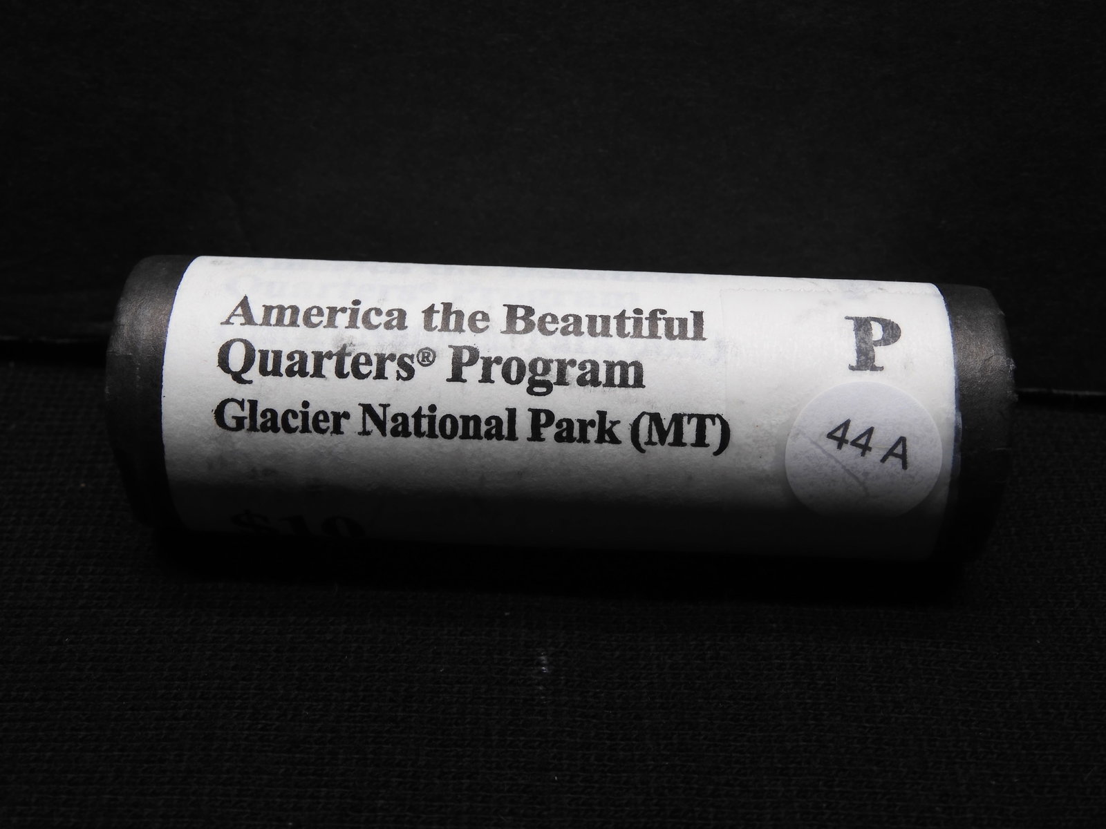 40 coin roll of 2011-P Glacier (MT) America the Beautiful quarters. Mint Fancy Wrap. GEM.: 40 coin roll of 2011-P Glacier (MT) America the Beautiful quarters. Mint Fancy Wrap. GEM.