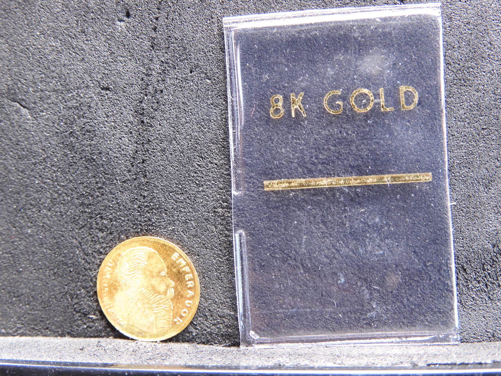 GOLD - 8 KT Mini Maximilian Round (1 of 4)