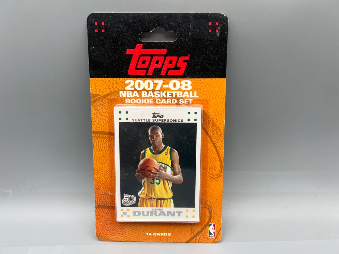 2007-08 Topps Basketball NBA Rookie Card White Border Complete Sealed Set - Kevin Durant RC (1 of 2)